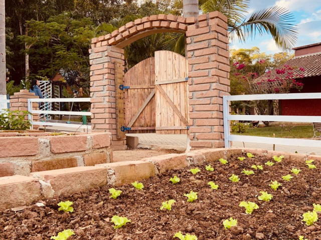 WhatsApp Image 2023-08-28 at 13.37.50 (1)